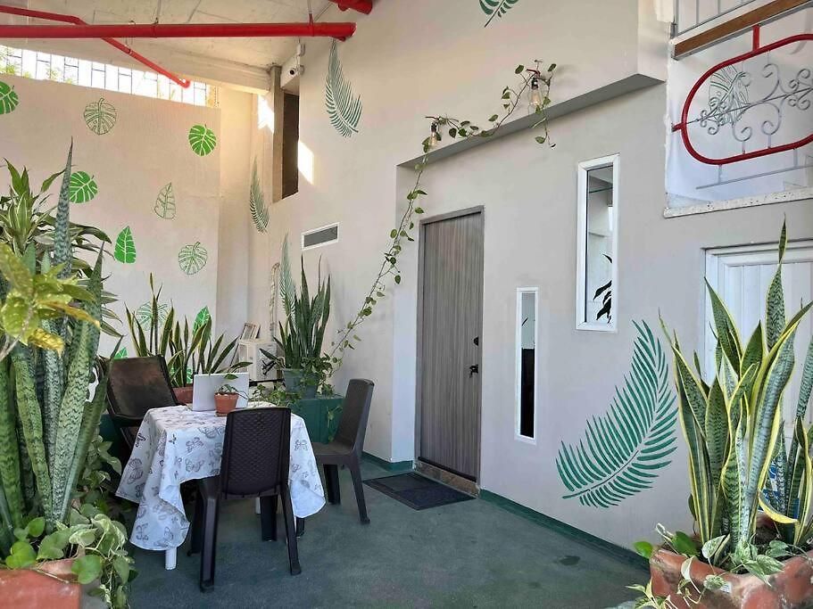 Acogedor Y Privado Estudio Cerca A La Muralla *
